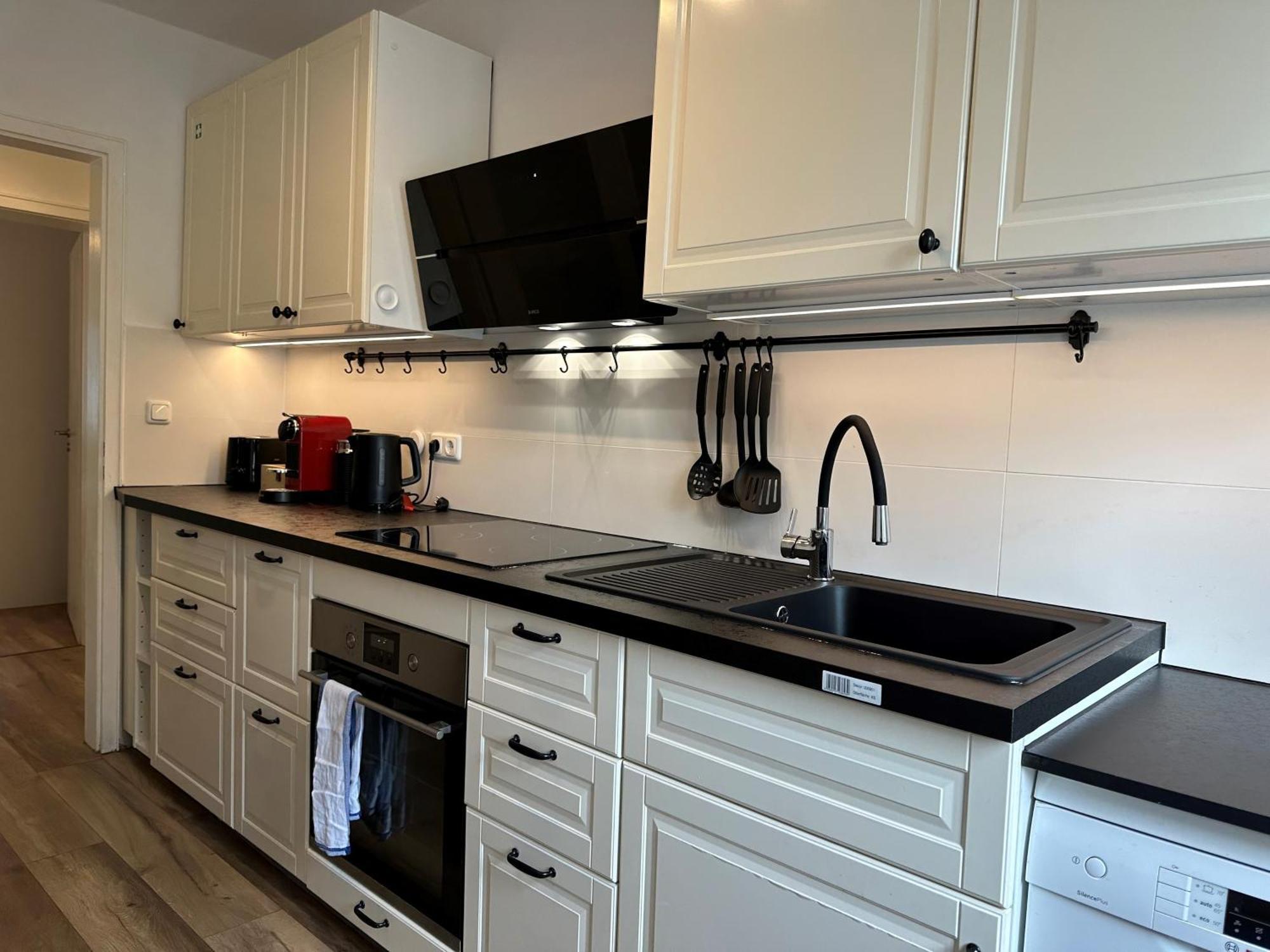 Mm Lodge - Apartments In Innenstadtlage Mit Parkplatz เอาก์สเบิร์ก ภายนอก รูปภาพ